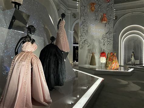 dior new york show|christian dior brooklyn museum.